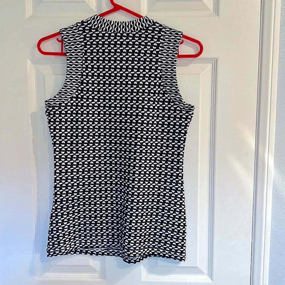 Women XS Tank Top - Picture 3 of 4